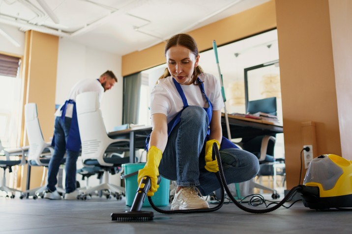 Commercial office cleaning services